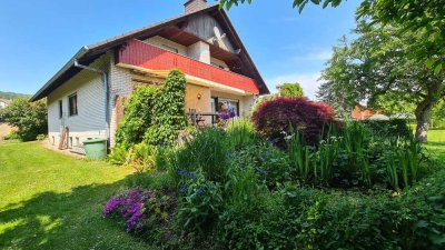 Großes Einfamilienhaus mit Einbauküche in Waldkappel