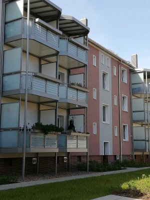 Erstbezug nach Modernisierung! Schöne 3 Zimmerwohnung mit Balkon in Hannover-Stöcken