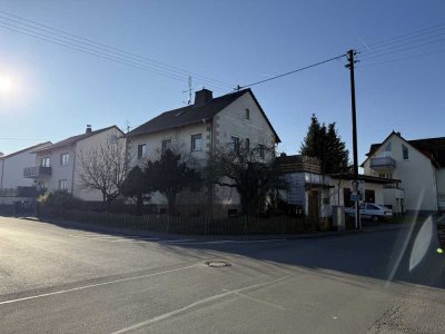 Günstiges, gepflegtes 4-Raum-Einfamilienhaus in Wiesbaden Kloppenheim