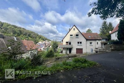 Charmantes Zweifamilienhaus in ruhiger Lage in Heigenbrücken