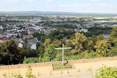 zentralgelegene attraktive Stadtwohnung 5 ZKB mit Balkon im Stadtzentrum Homburg/Saar