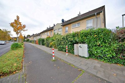 In der begehrten Stadt Bonn steht ein charmantes Haus mit Garage zum Verkauf.