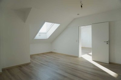 !!Frankfurt-Griesheim!! für Individualisten: große moderne 2,5 Zimmerwohnung in Gewerbekomplex