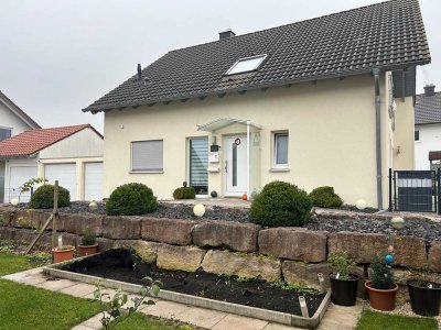 Traumhaus - Niedrigenergiehaus - Neuwertig - großes Grundstück - Neubaugebiet