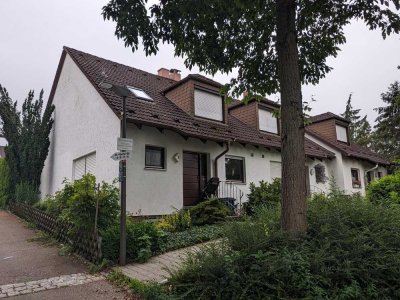 Schöne 5,5-Zimmer Doppelhaushälfte in Göppingen !!!