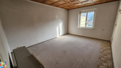 Günstige, geförderte 2 Zimmer Genossenschaftswohnung - zum selbst renovieren - Hier können Sie ihren Wohntraum selbst gestalten - 6 Monatsmieten mietfrei