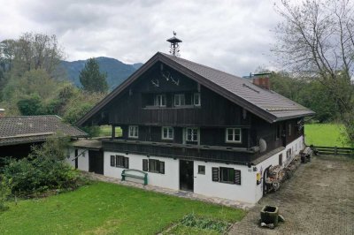 Historischer Bauernhof mit Charme und Potential in Lenggries.