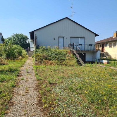 Einfamilienhaus mit großem Grundstück im Herzen von Eschollbrücken