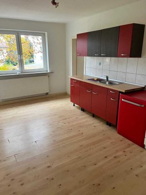 Erdgeschoss-Wohnung inkl. EBK in Meuselwitz zu vermieten!