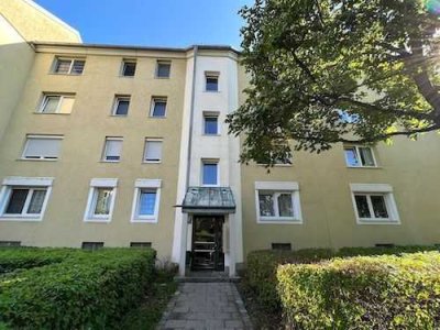 Charmante 2-Zimmer-Wohnung mit Balkon und TG in Unterschleißheim