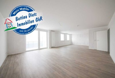 DIETZ: MODERNISIERTE- 3 Zi. Wohnung mit Balkon, PKW-Stellplatz und Kellerraum!