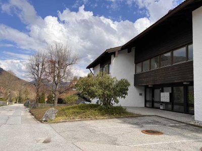 Schöne 2-Zimmer Wohnung auf zwei Etagen mit Balkon, Terrasse und Gartenmitbenutzung!