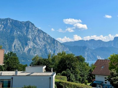 Privatverkauf! Sanierte 3 Zimmer Wohnung mit 19 m2 Balkon und Blick über den Traunsee