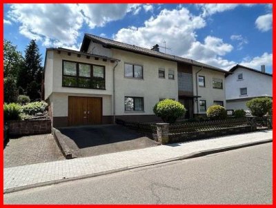 Platz für neue Wohnideen! Einfamilienhaus m. ELW, Grundstück u. Garage in guter Lage von Lohrbach