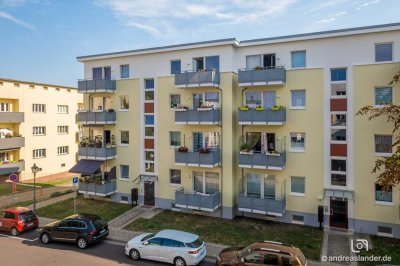 2-Raum-Wohnung mit Balkon in Brückfeld