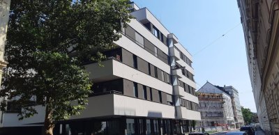 Nähe Landstraße | Top Apartment mit Küche und Balkon