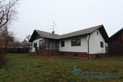 *** Bungalow mit großem Grundstück und Nebengebäude in Gergweis ***