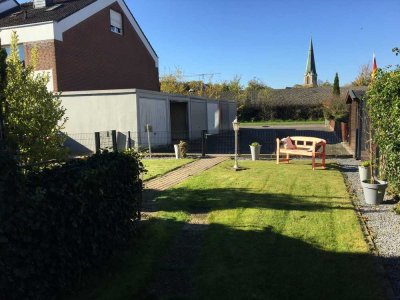 Reihenendhaus mit Garage u. Vollkeller in zentraler Lage - langfristig zu vermieten !