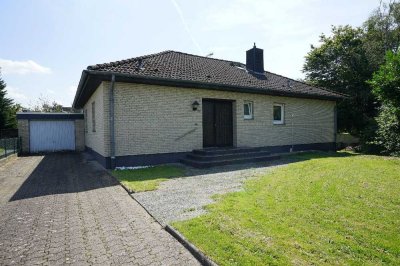 Freistehender Bungalow auf großzügigem Grundstück in Bergisch Gladbach-Schildgen!