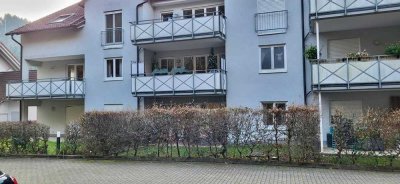 Solide Kapitalanlage in Haslach – Attraktive vermietete Erdgeschosswohnung mit Terrasse