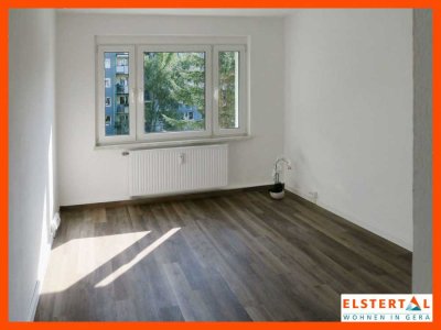 WIR RENOVIEREN FÜR SIE: Großzügige 3-Raum-Wohnung mit 98 m²! Aufzug // 2 Bäder // Wohnküche!