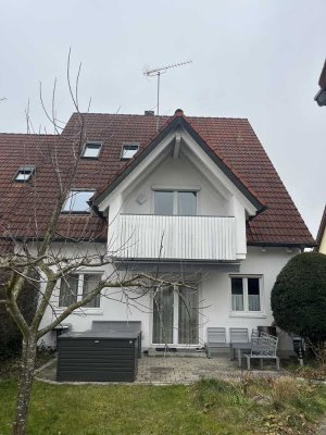 Schöne, helle 3-Zimmer-Wohnung mit Balkon und Garten  in Erdweg Großberghofen