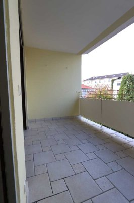 Helle 4-Zimmer-Wohnung im mediterranen Stil in der Oststadt