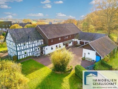 Natur pur! Gemütliches ehem. Bauernhaus mit charmantem Hofcharakter auf großzügigem Grundstück!