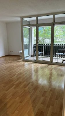 Großzügige 3-Zimmer-Wohnung mit Balkon, Loggia und EBK im Herzen Alzeys