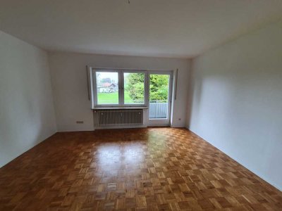 Sonnige 2-Zimmer-Wohnung mit großzügigem Balkon in Pöcking