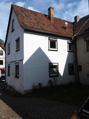 Provisionsfrei! Ideal für Handwerker! 2-Familienhaus in Neustadt/Lohr