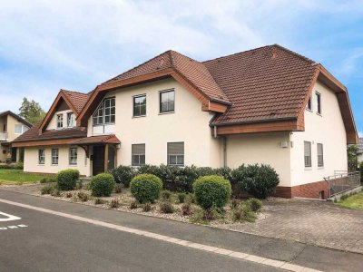 Ihr neues Zuhause - Gut geschnittene 4-Zimmer-Wohnung mit Balkon