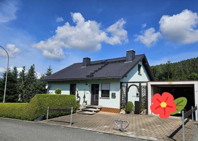 Tolles, modernisiertes Einfamilienhaus mit EBK in Ludwigsstadt