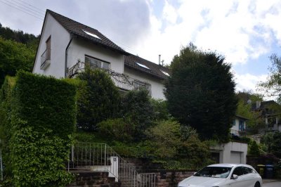 Einfamilienhaus / Doppelhaushälfte mit Aussicht in Heidelberg Ziegelhausen
