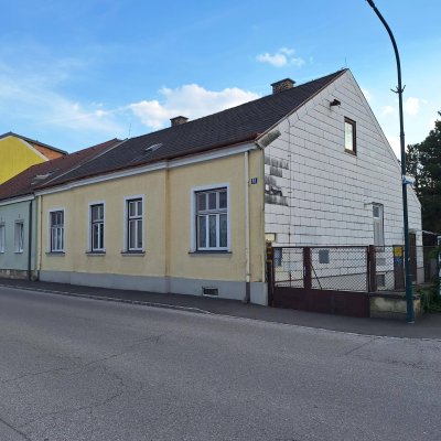 Günstiges und geräumiges Einfamilienhaus mit vier Zimmern in Felixdorf