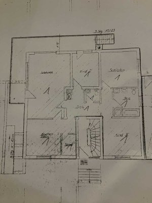 Freundliche 4-Zimmer-Wohnung mit Balkon und Einbauküche in Unkel