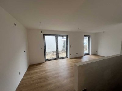 3 Zimmer Neubauwohnung mit Terrasse