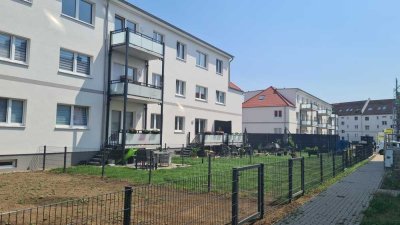 Erstbezug  83 m² - Spielplatz, Keller 20m², Balkon