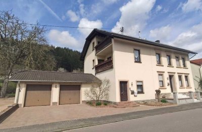 gepflegtes Dreifamilienhaus in Losheim-OT