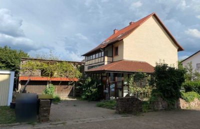 Bald in den eigenen vier Wänden wohnen im Einfamilienhaus in Kirkel in ruhiger Lage