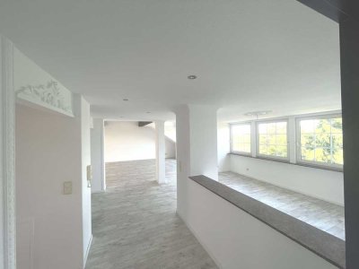 Nähe Uhlenhorst -  Penthouse Style - Wohnung mit traumhaftem Blick über Mülheim