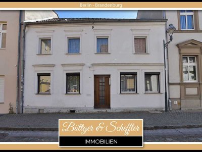 Handwerkerobjekt! Charmantes Einfamilienhaus / Stadthaus in guter Innenstadtlage