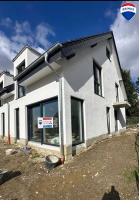 Neubau Doppelhaushälfte in Herford City ZU VERMIETEN