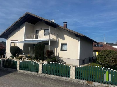 Sehr gepflegtes teilrenoviertes Haus am Stadtrand zu Ried i.I.