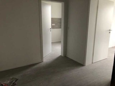 Freundliche und vollständig renovierte 2-Zimmer-Hochparterre-Wohnung in Braunschweig