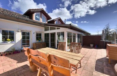 Terrassenwohnung mit Wintergarten am Rande der Natur - und doch Stadtnah