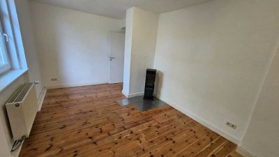 Stilvolle 2-Zimmer-Wohnung in Kleinmachnow (Grenze Zehlendorf),