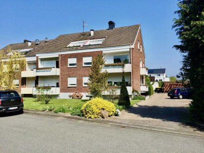 Vollrenoviertes Appartement, neue Maßküche, renoviertes Bad, neue Fenster, in BI-Theesen