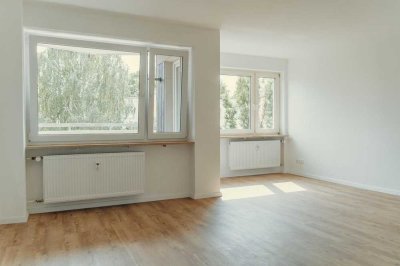 Erstbezug nach Sanierung - Helle 3-Zimmer-Wohnung mit Balkon in Weiden