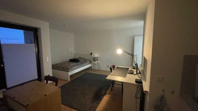 Renovierte 1-Zimmer-Wohnung mit Balkon + TG